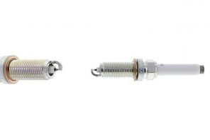 NGK 95875 SILZKFR8D7S - Zapaľovacia sviečka