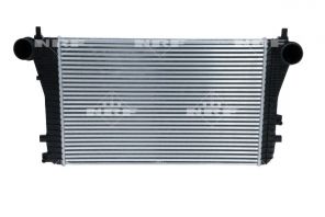 NRF 30306 - Chladič plniaceho vzduchu -