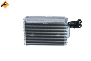 NRF 36030 - Výparník -