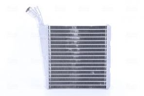 Nissens 606334 - Chladič vody -