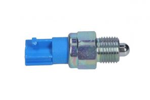 Maxgear 50-0614 - Spínač cúvacích svetiel -