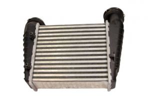 Maxgear AC699454 - Chladič plniaceho vzduchu