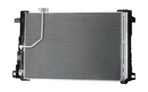 Bosch 1 986 AD2 017 - Kondenzátor