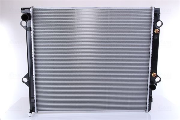 Nissens 646805 - Chladič vody -